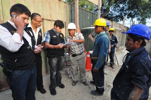 Constatan en Miraflores si obreros de construcción tienen antecedentes policiales