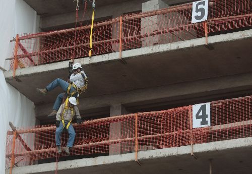 Detectan 33 proyectos inmobiliarios que no garantizan seguridad de obreros